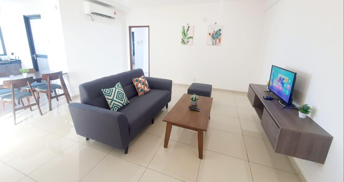 Lovely 2Room Suite6Pax@Sky Condo Juru Sentral Bukit Mertajam Exterior foto